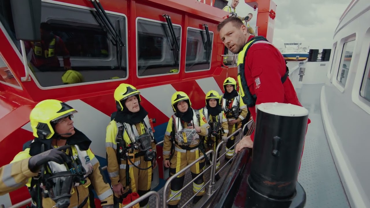 HGK Shipping GmbH — HGK Safety Week | Major exercise of the fire brigade / Großübung der Feuerwehr