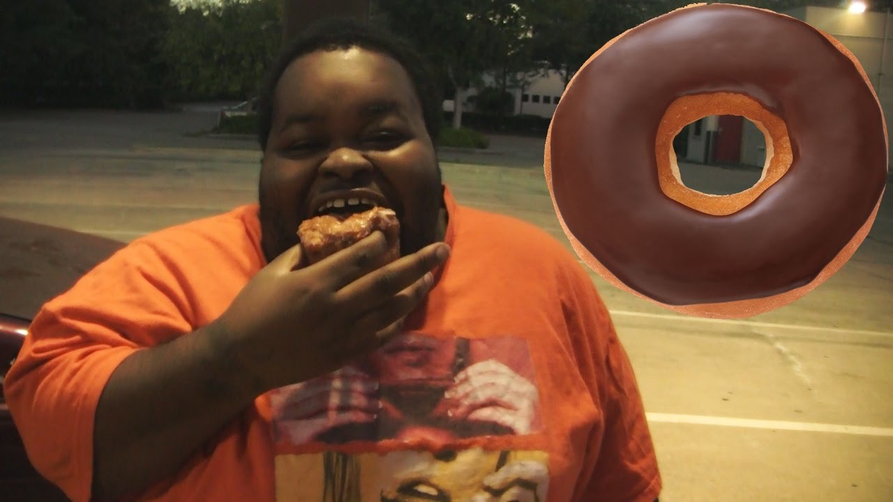 Sefus EATS DUNKIN' DONUTS CARAMEL APPLE CROISSANT DONUT  @dcigs