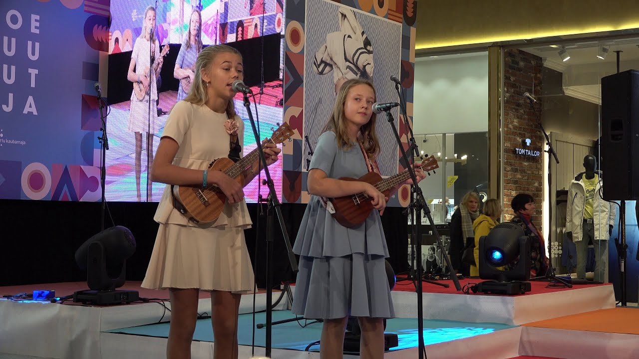 Krislin Sallo ja Gloria Raudjärv - Light the sky | Sügisene Moekuulutaja 12.10.2019