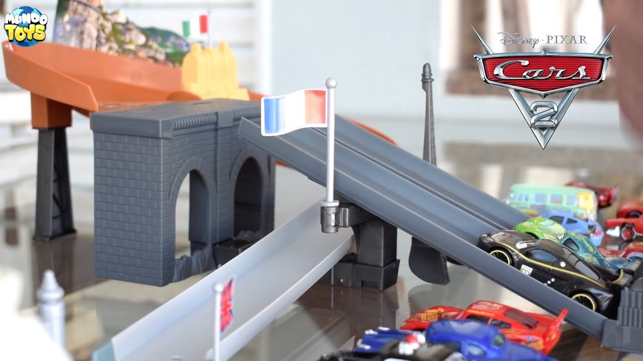 Corrida do Filme Carros 2 Rivals Race-Off - Carrinhos de Brinquedos