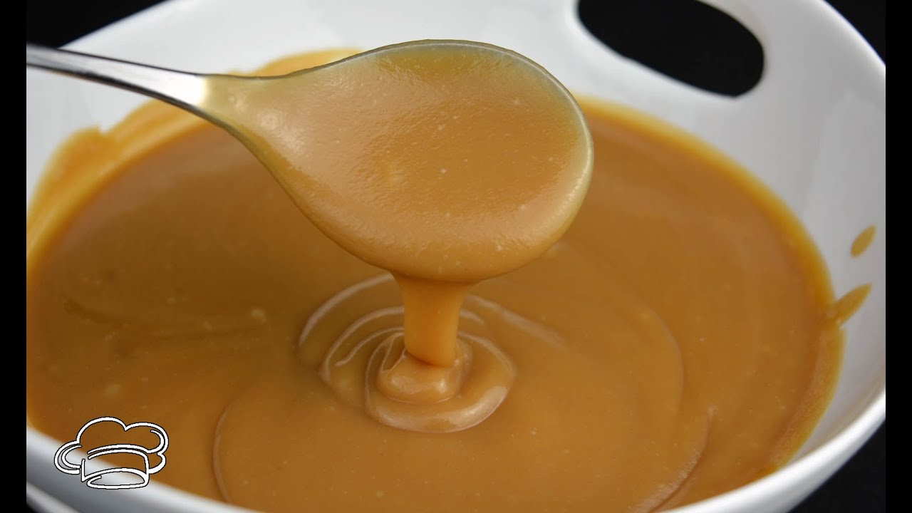 Salsa toffee o salsa de caramelo para acompañar postres
