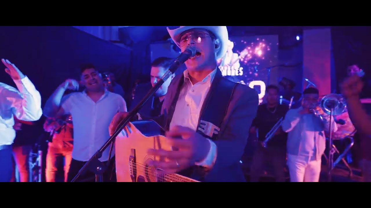 Los Puercos - Edgar Fimbres +  Banda Coloso