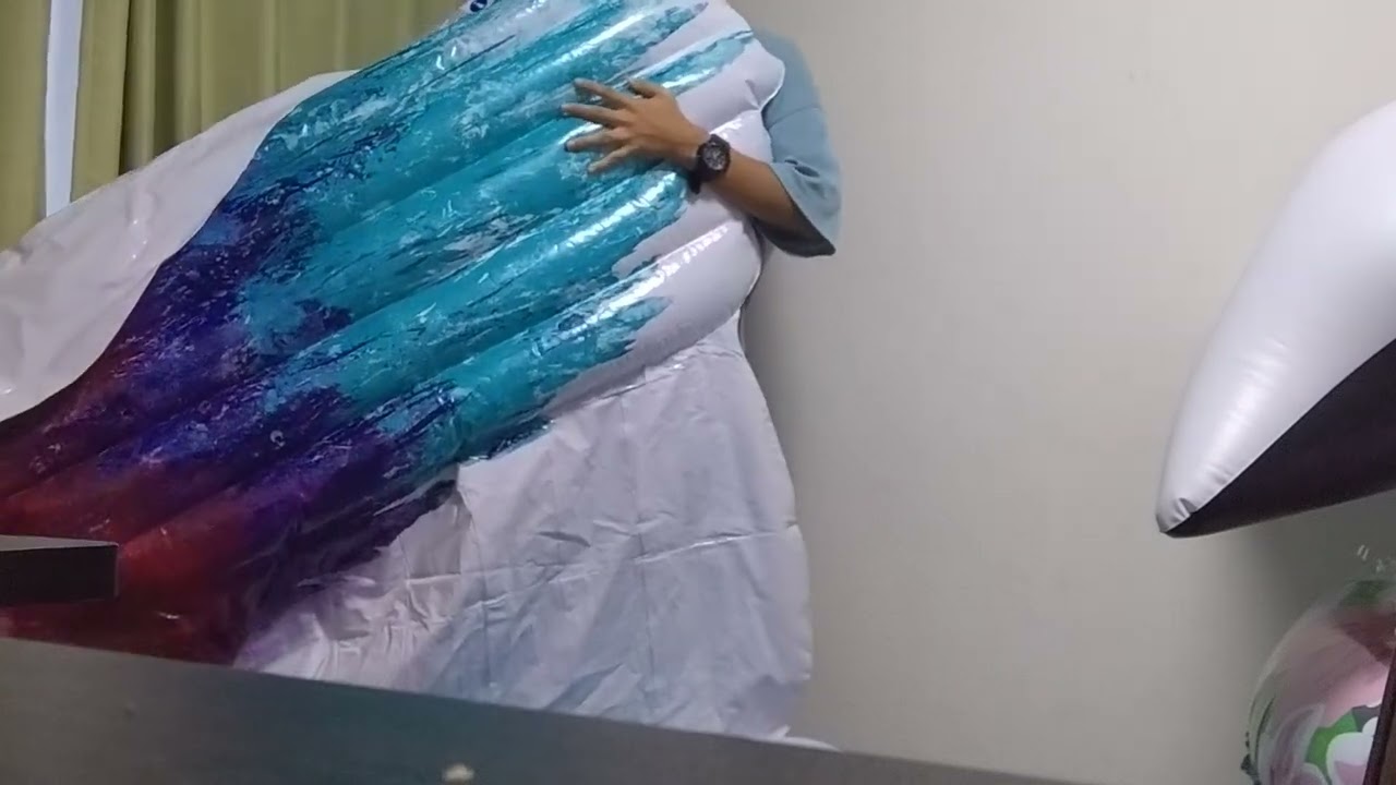 インテックス　エンジェルウィング浮き輪250cm 口で膨らます blow up enjel wing float by mouth