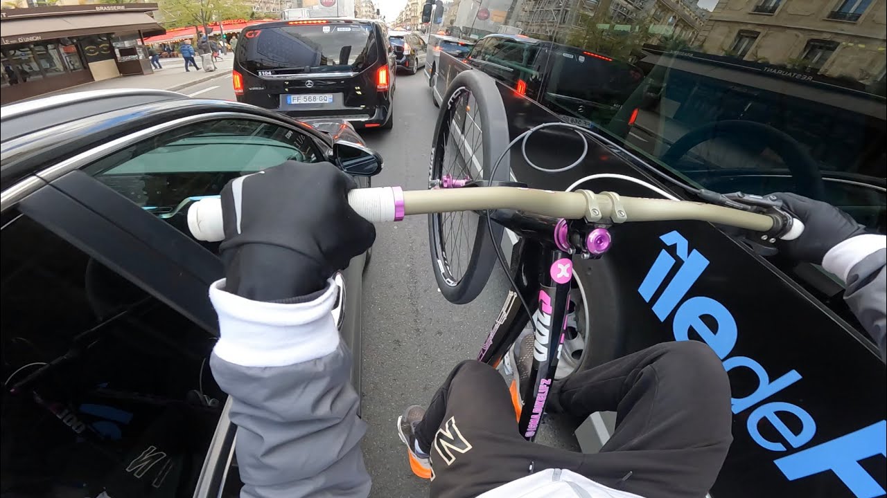 POV TRAFFIC DANS PARIS !!! *Dangereux*