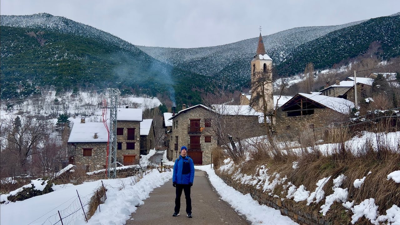 LLEGAN LAS NEVADAS Y LA CALMA AL PUEBLO DE MONTAÑA | JOU