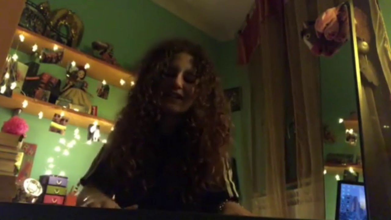 C'est le vie Cover Claudia Ciccateri