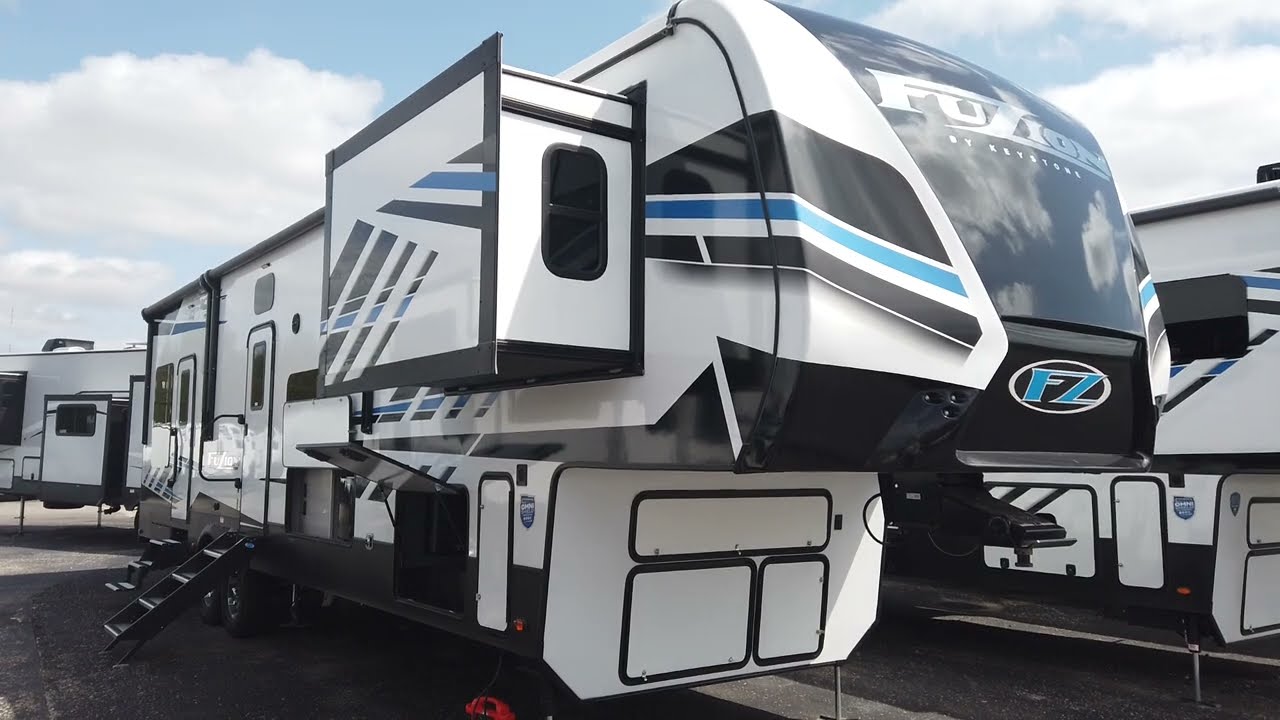 2022 Keystone Fuzion 369