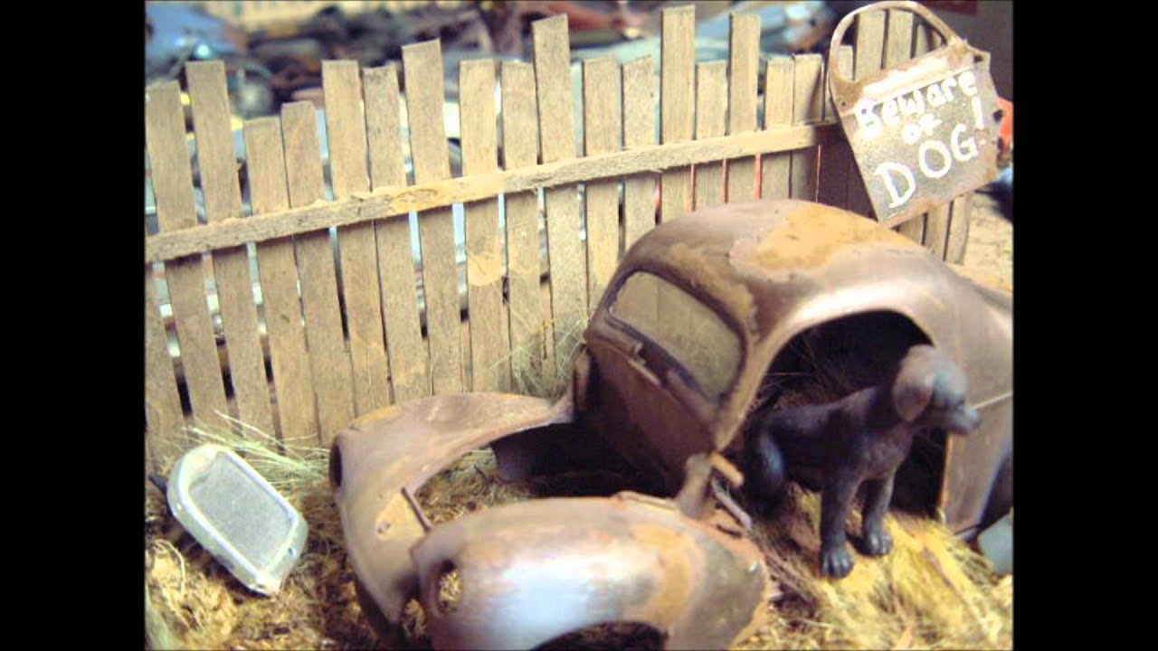 Model Car Diorama Junkyard #5