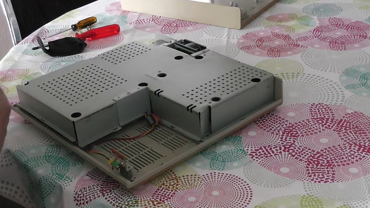 Atari Megafile 30 présentation