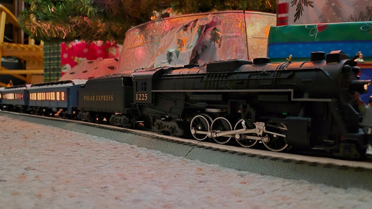 Lional Polar express o gauge train.