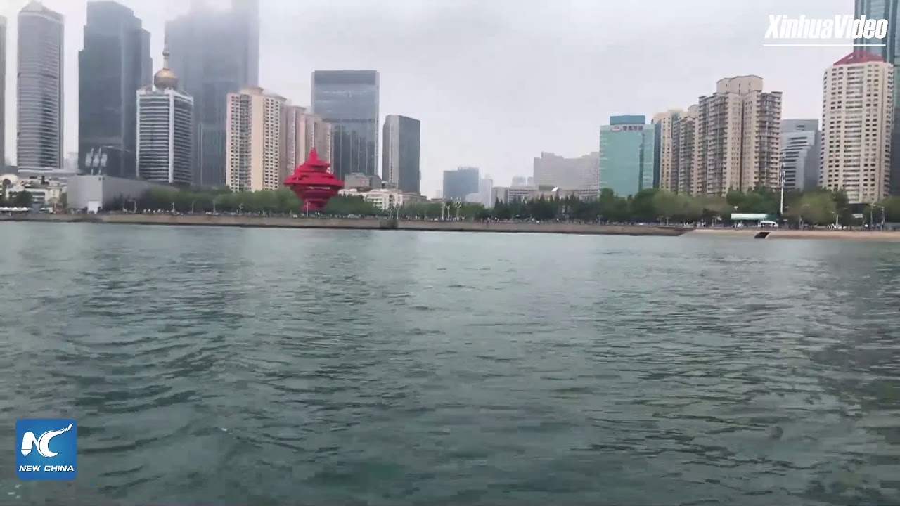 LIVE: Cruising the bay area in Qingdao, E China