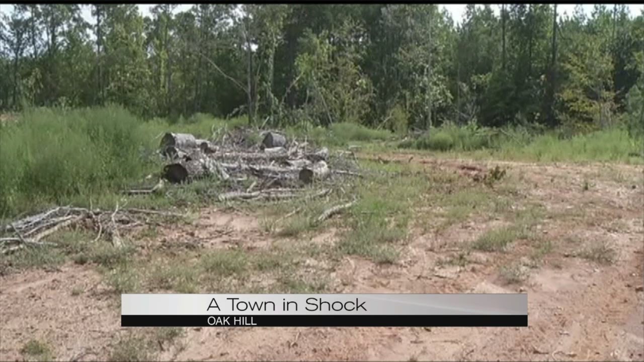 Oak Hill community reacts to bodies found in Wilcox County