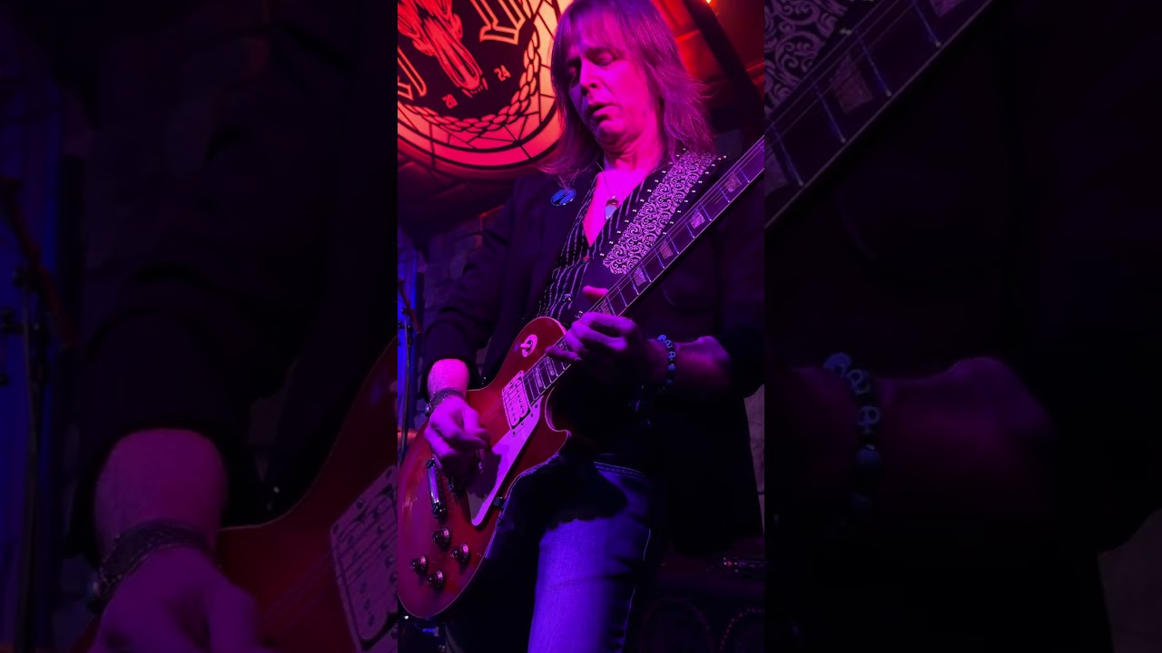 1969 by John Corabi and Friends @Holy Diver in Stockport on 02/17/2026.