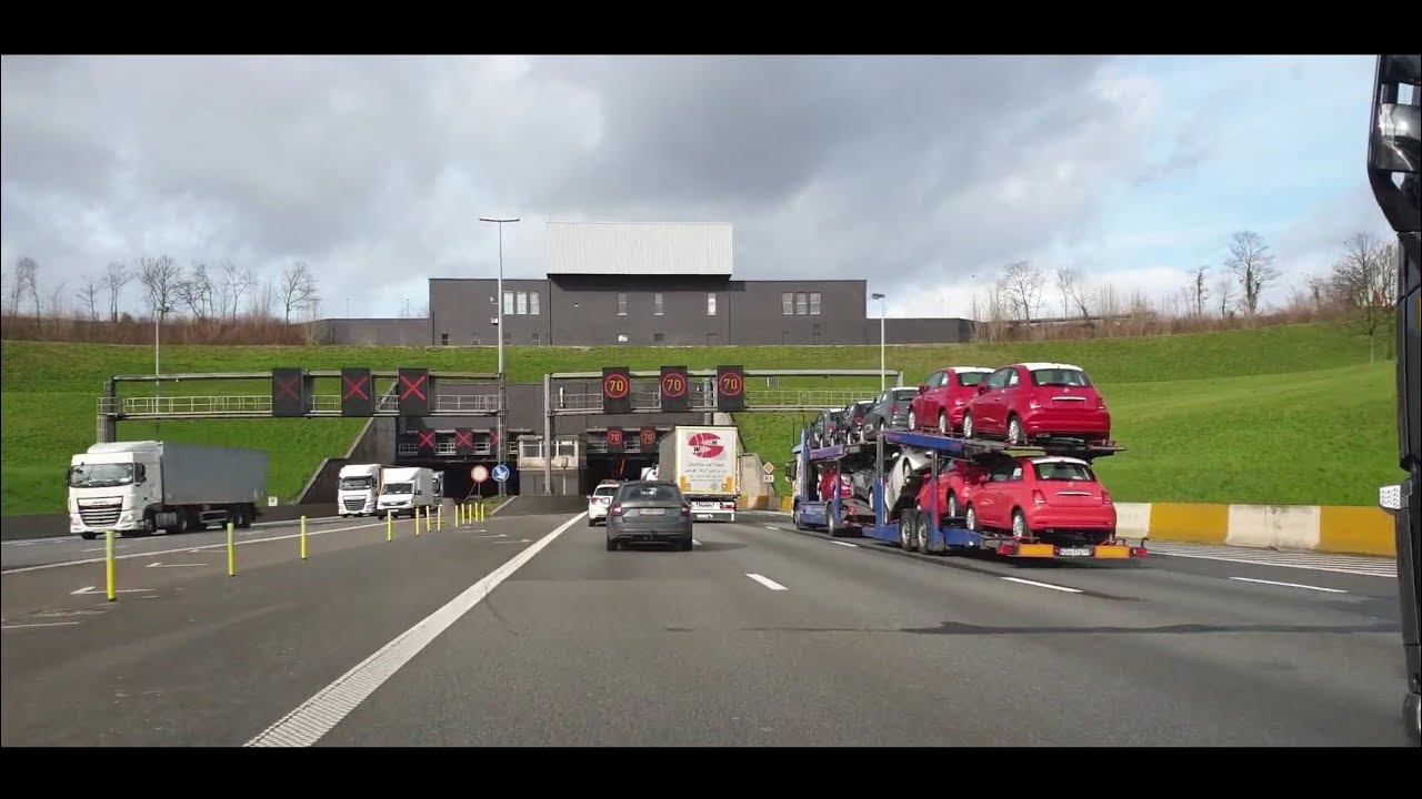 Dashcam Beelden Antwerpen(B):A12/R1 Knooppunt Antwerpen-Centrum》Kennedytunnel》A14 Gent 》A10 Aalst.