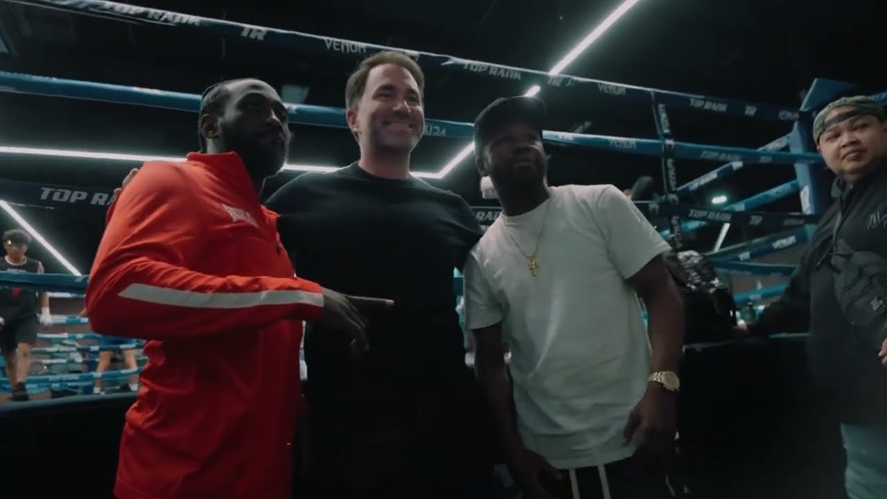 Floyd Mayweather Joins Shakur Stevenson’s Camp Before Teofimo Lopez Fight 👀