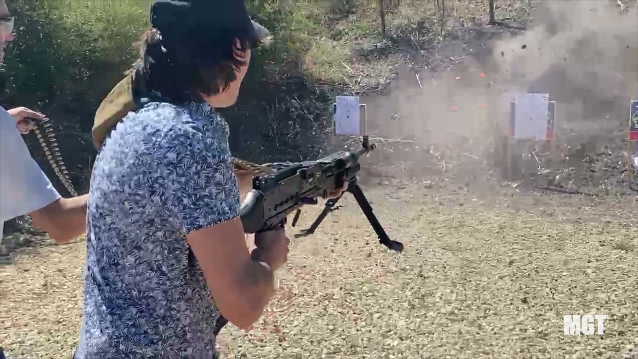 FN M240 transferable belt fed machine gun, 100 round belt
