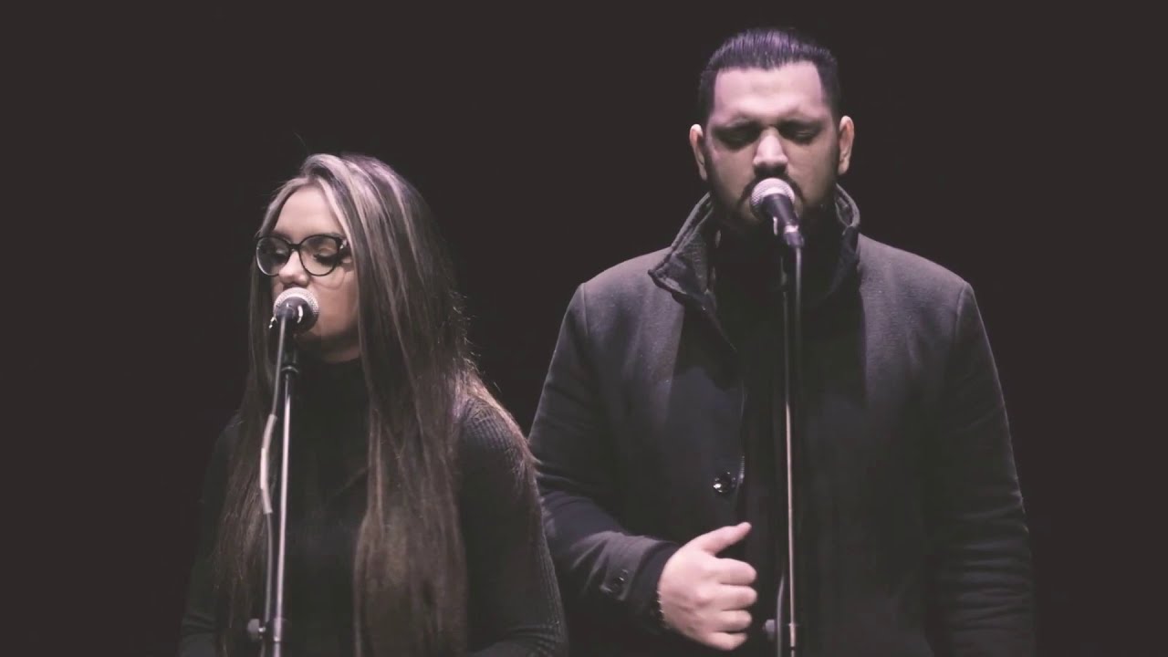 Música cigana de Deus samaritana e Carlos Paulo louvando