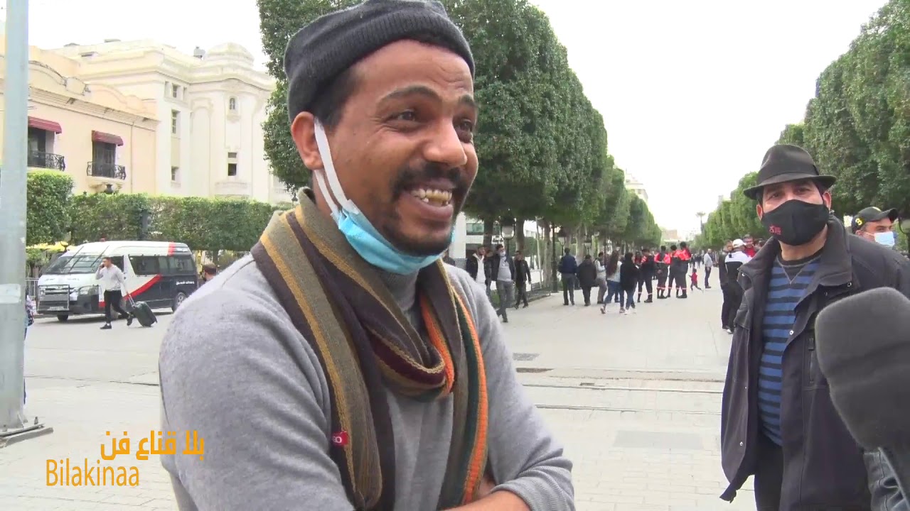 bila kinaa fan  فنان مسرحي يغني قصته حول التعاطي الأمني معه ..
