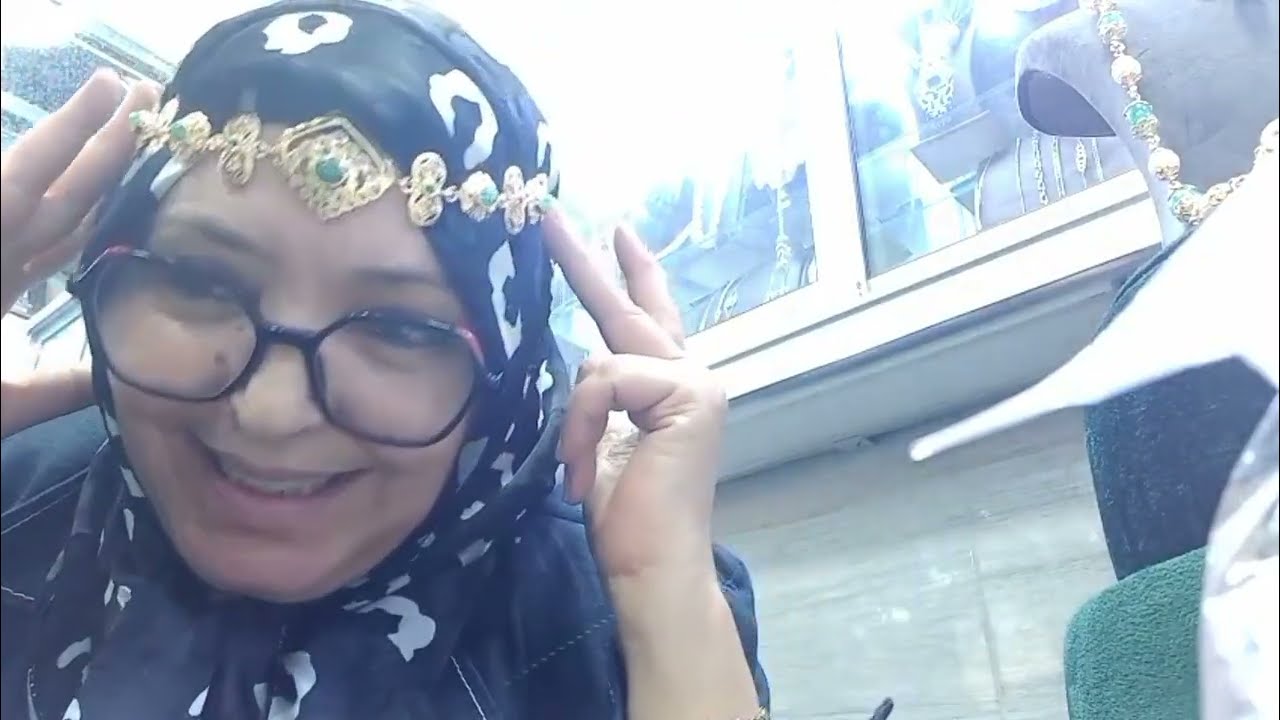 ها نتوما معايا اليوم عند أحسن مول المجوهرات 🫶🏻👍🏻🙏🏻😍