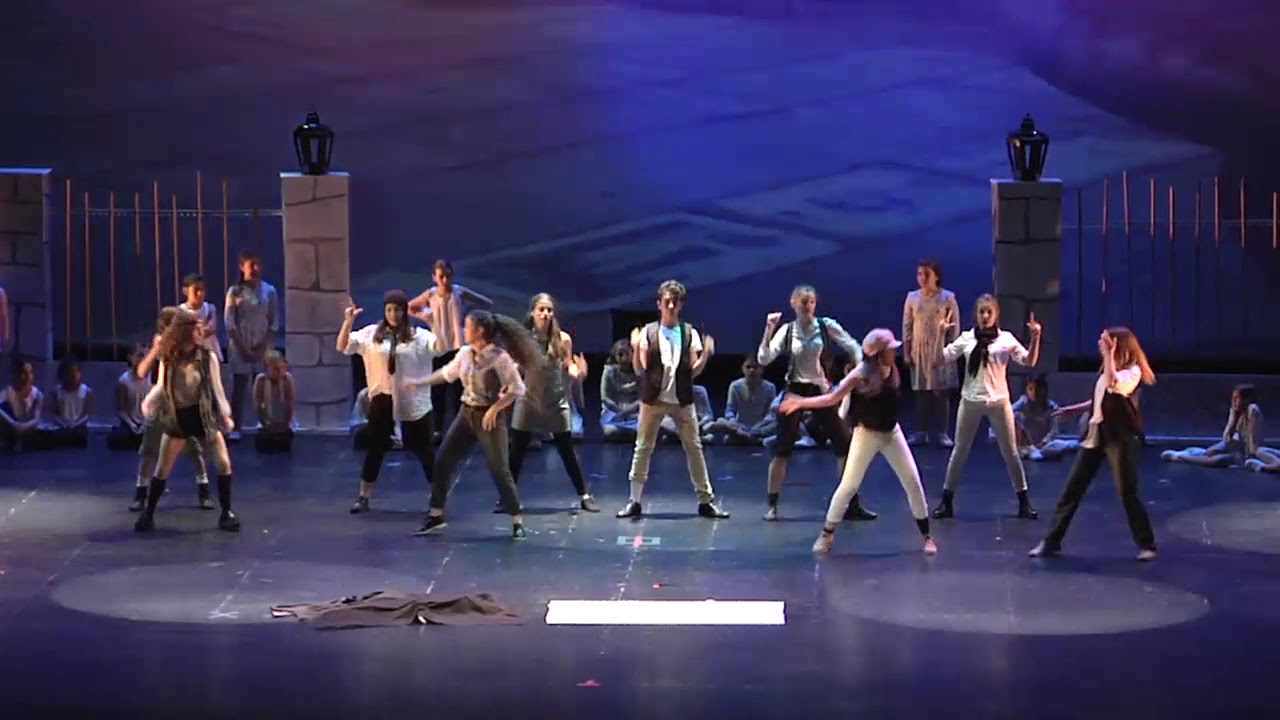Hip Hop - Mary Poppins | Le Bal Pamplona