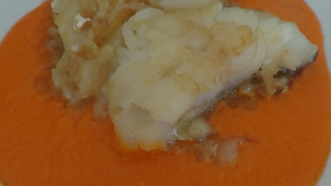 AÑO NUEVO    RECETAS NUEVAS!!!!  BACALAO A LA CREMA DE PIQUILLOS