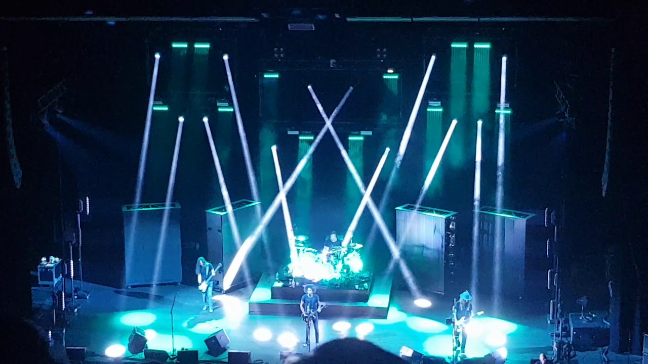 Alice In Chains - So Far Under (2018 tour kickoff, live from Vancouver)