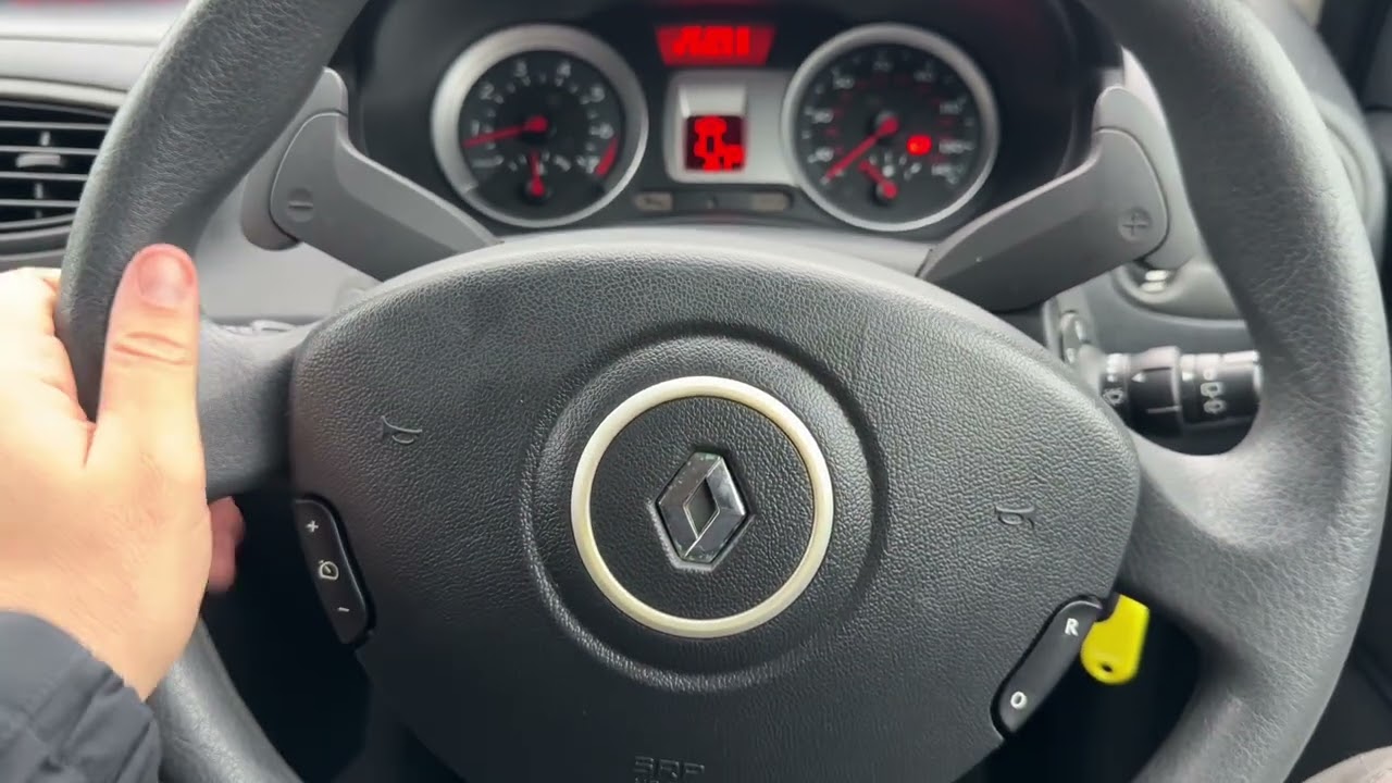 Renault Clio EA08UAO