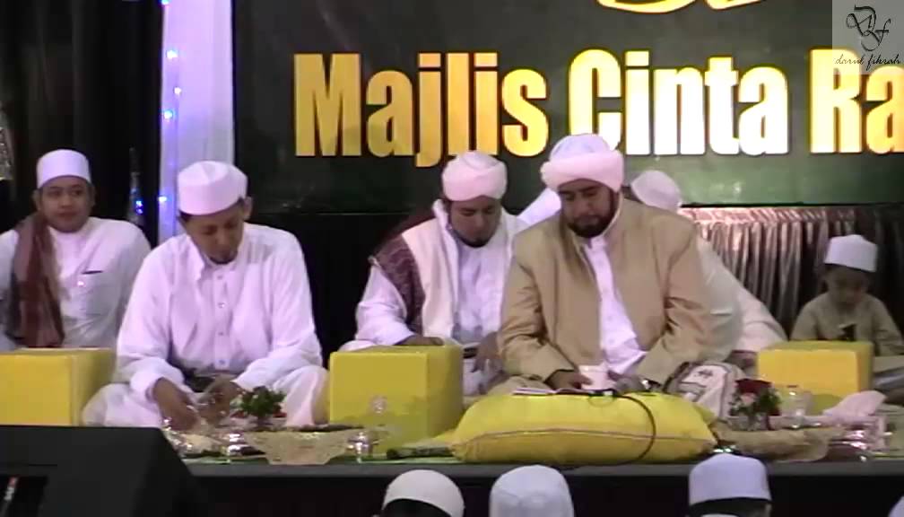 Ustaz Shafi & Habib Syech GSS @ Expo Hall 3 31-12-2013 (Full)