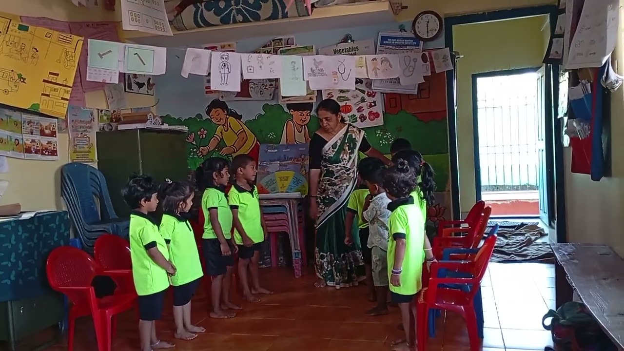 തൊഴിൽ ഒരു പാട്ട് ആയാലോ