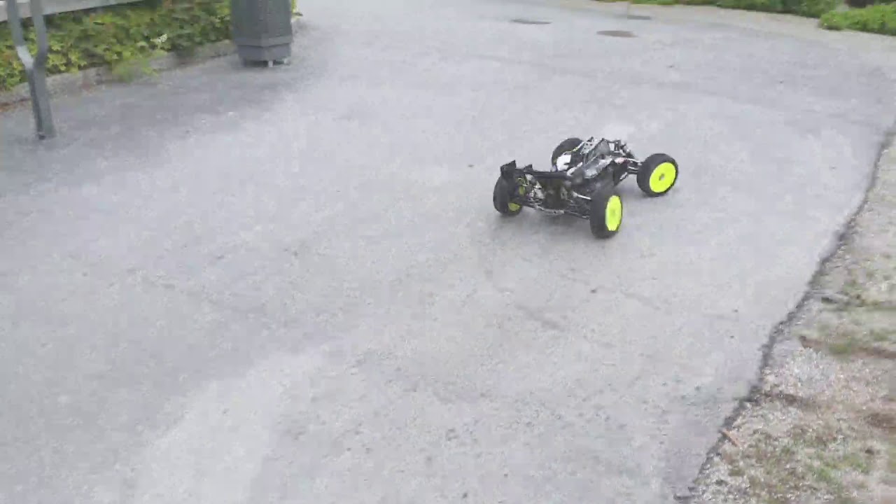 Maiden run Losi 5ive-Be - First ever ( at home 😂 )