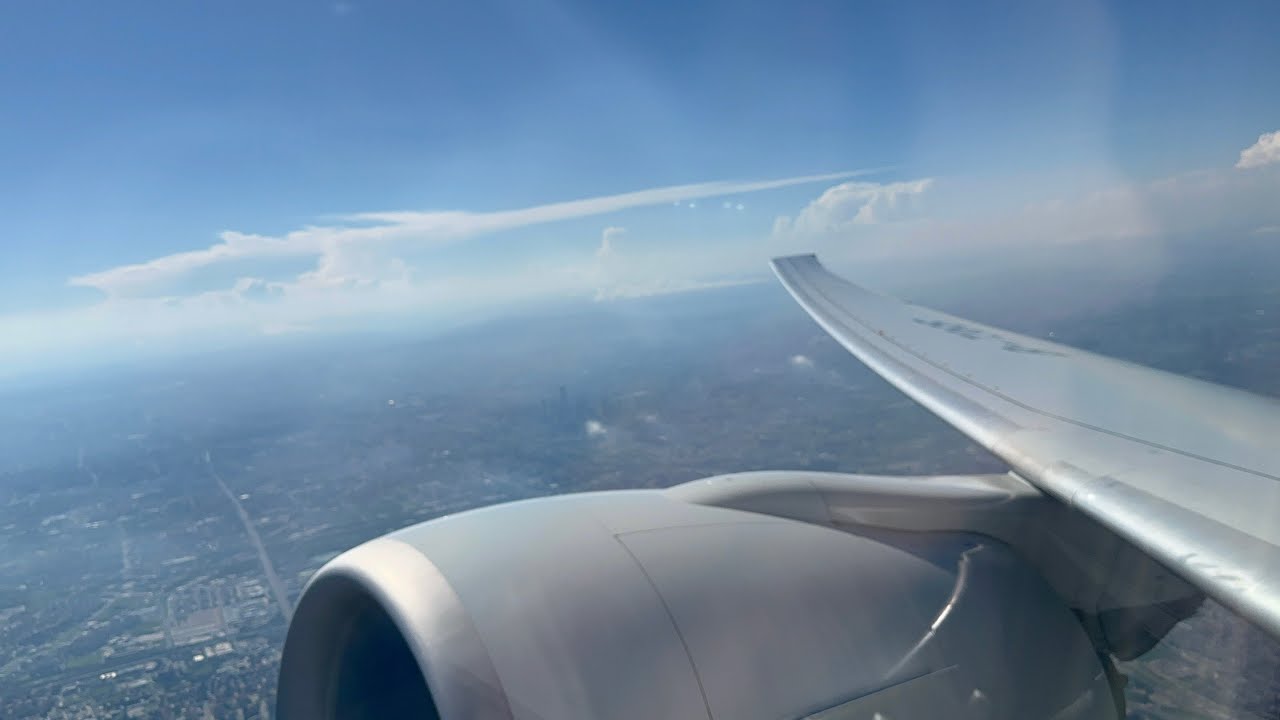 [Flight Trip] China EASTERN FLAGSHIP Boeing 77W Business Class Trip - Delayed but very LUXURY