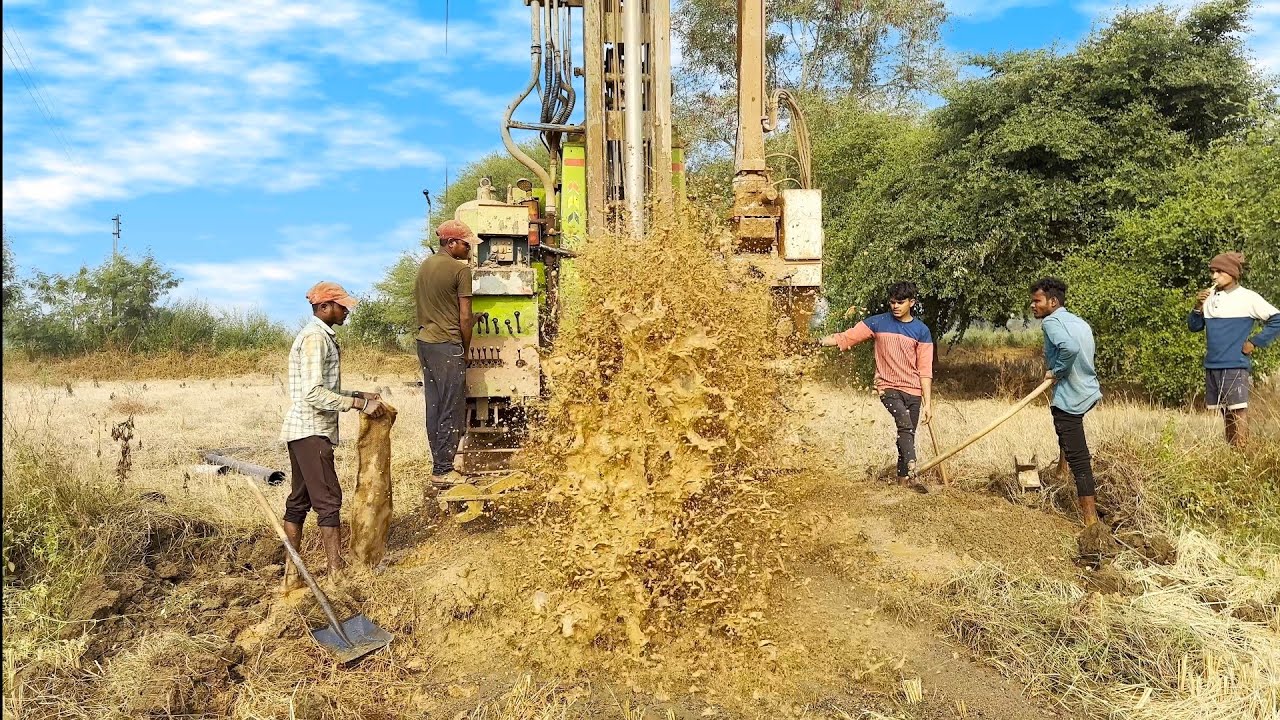Borewell Drilling 20 HP Water Come | 50 फीट पे 20 Hp पानी | The Future of Water Access