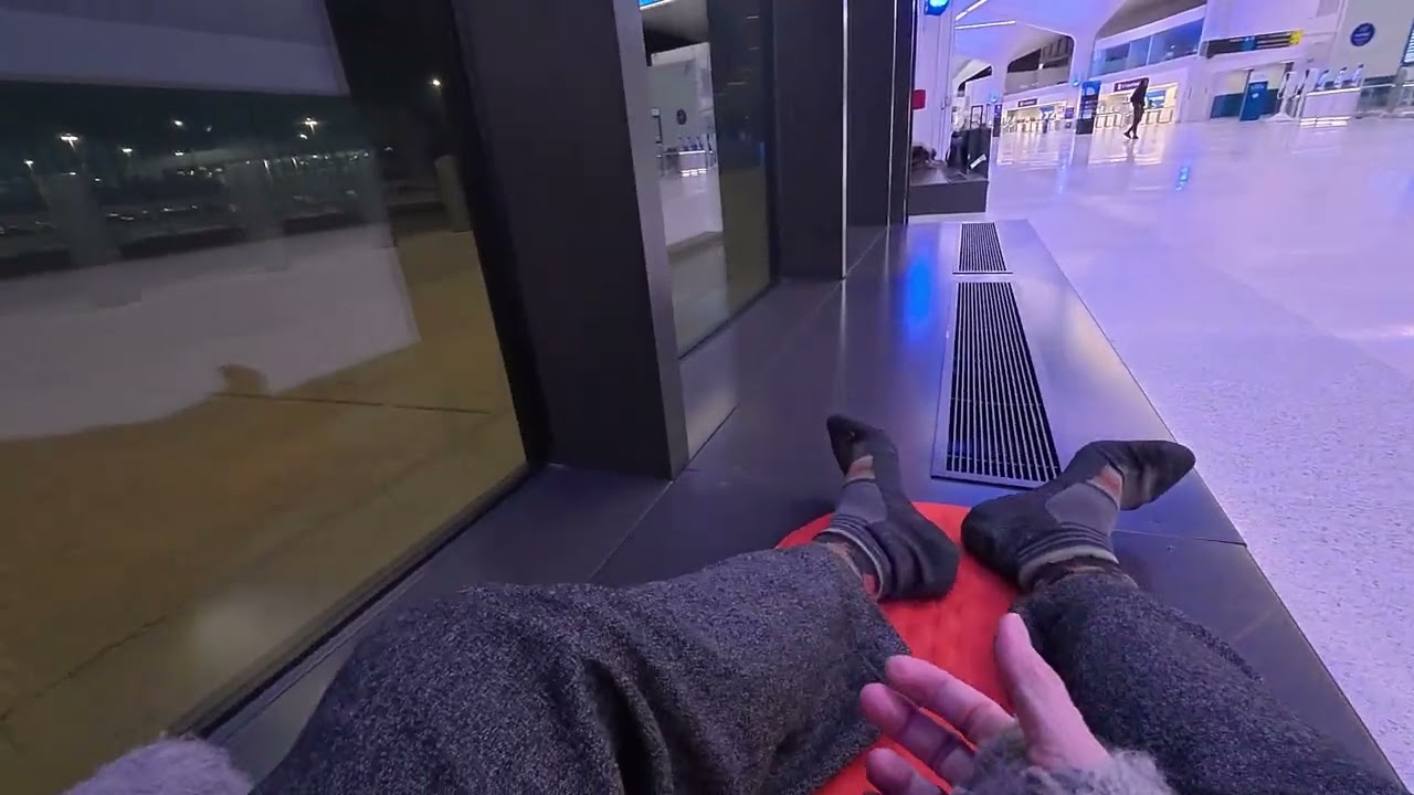 20260214 閒晃20 Newark機場