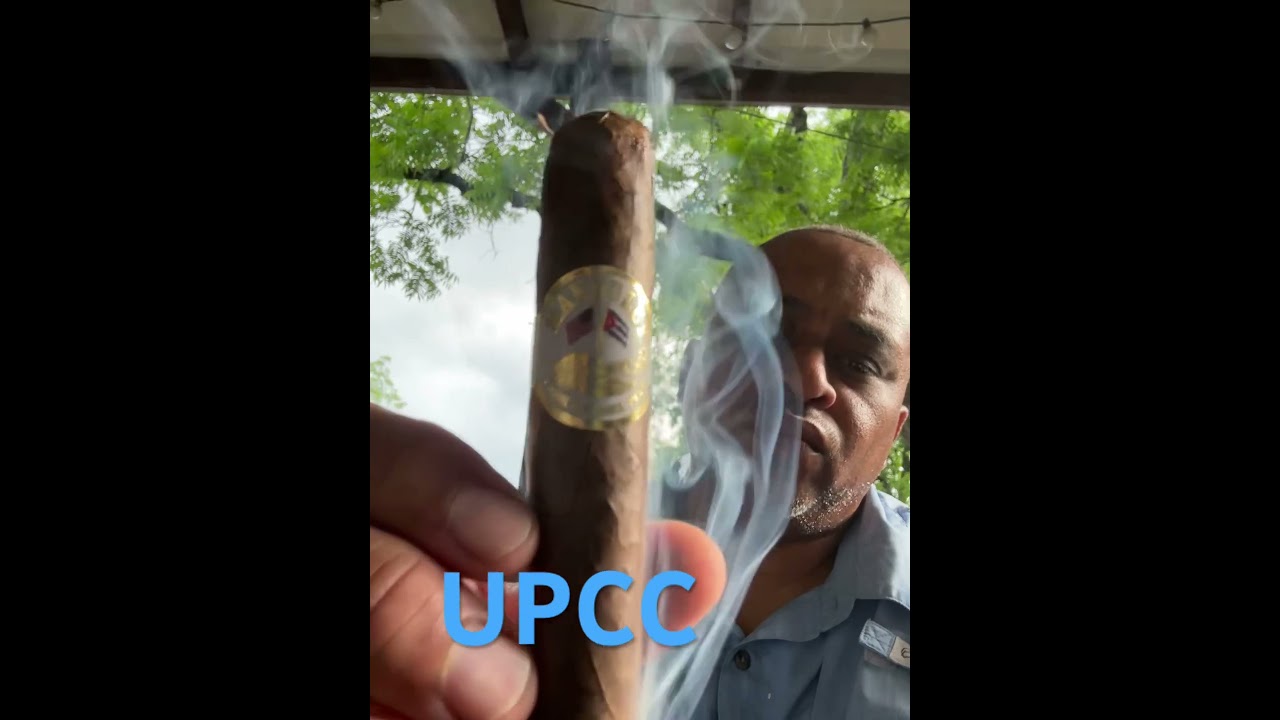 ‪@UnderParCigarClub‬