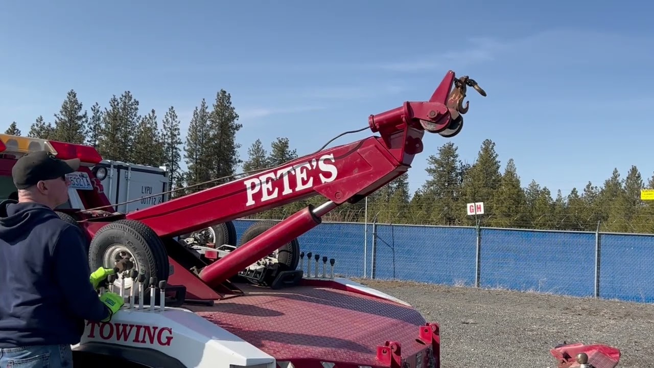 2009 Dodge 3500 HD SLT 4x4 Wrecker Tow Truck