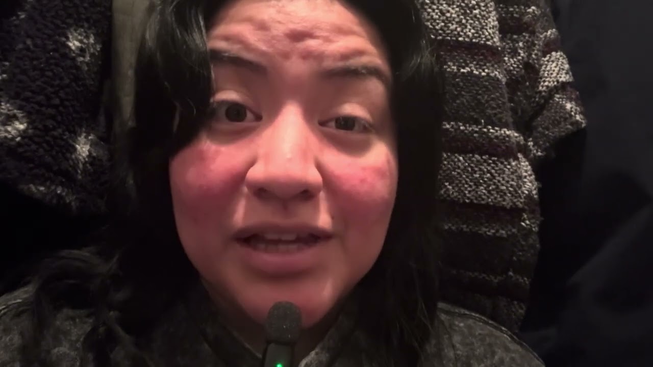A short and sweet (my first asmr video)