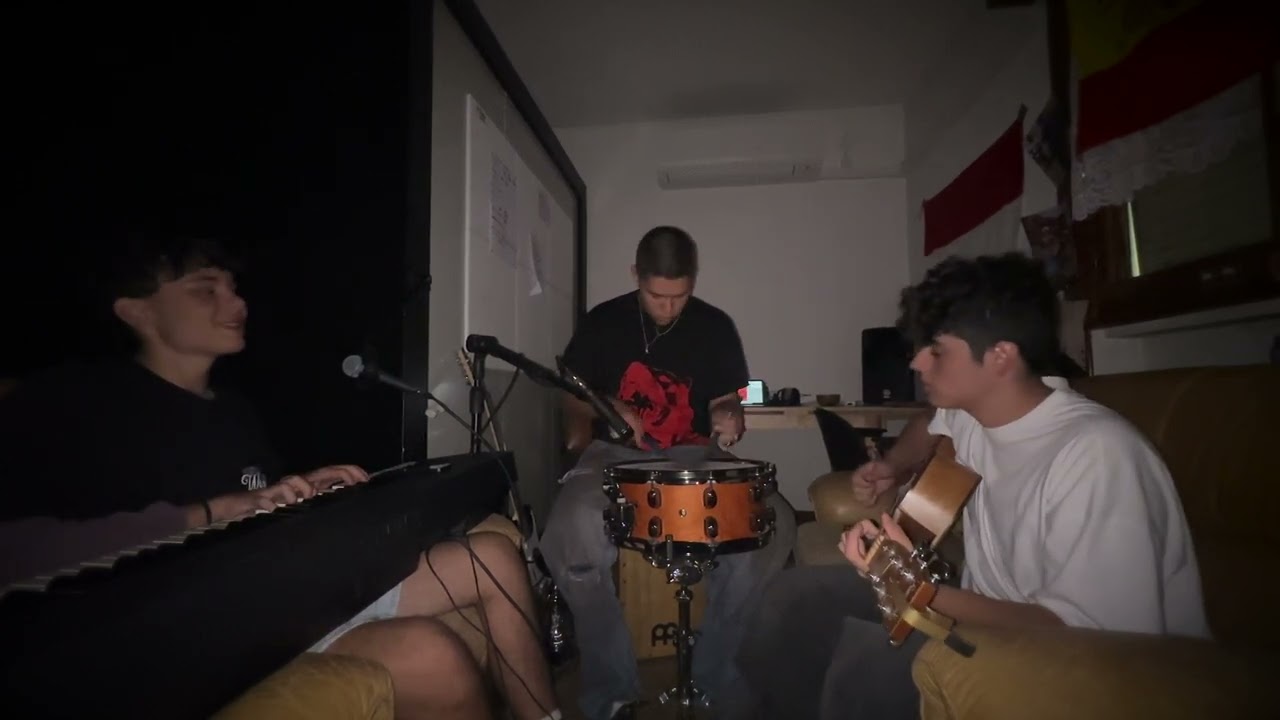 Il Cielo Sopra Berlino - @TAMANGOx3  (Ckas Unplugged)