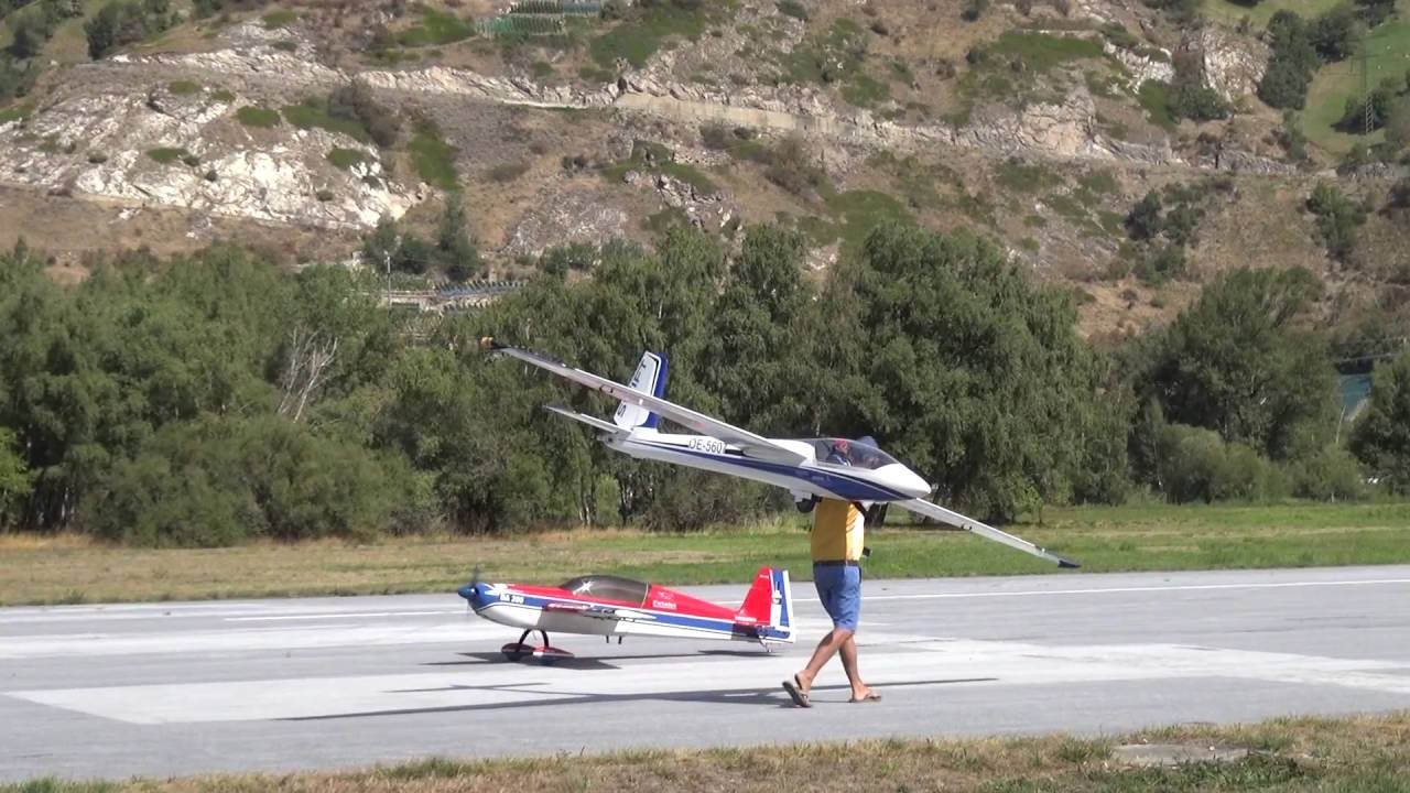 Gernot Bruckmann Huge RC SWIFT Sailplane with Austria Flag Smoke Effect