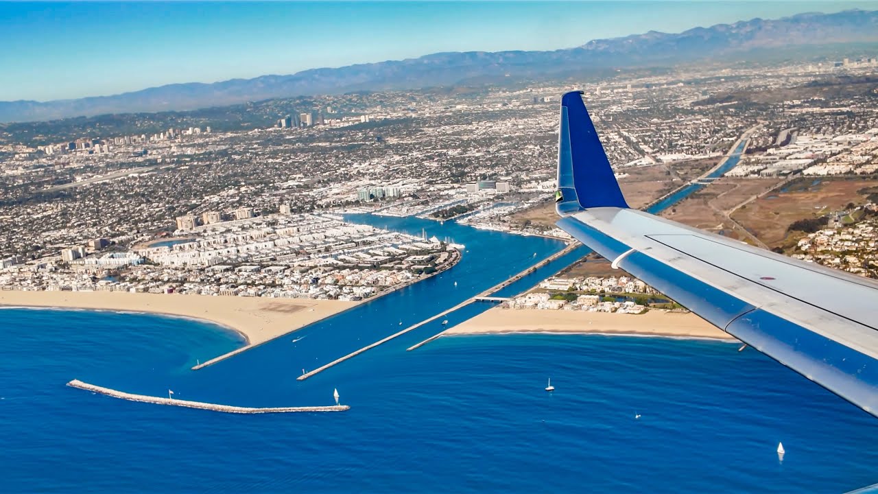 TAKEOFF ON A CRYSTAL-CLEAR SOCAL DAY IN AN E175! ✈️  STUNNING COASTAL VIEWS ON A BEAUTIFUL DAY + ATC
