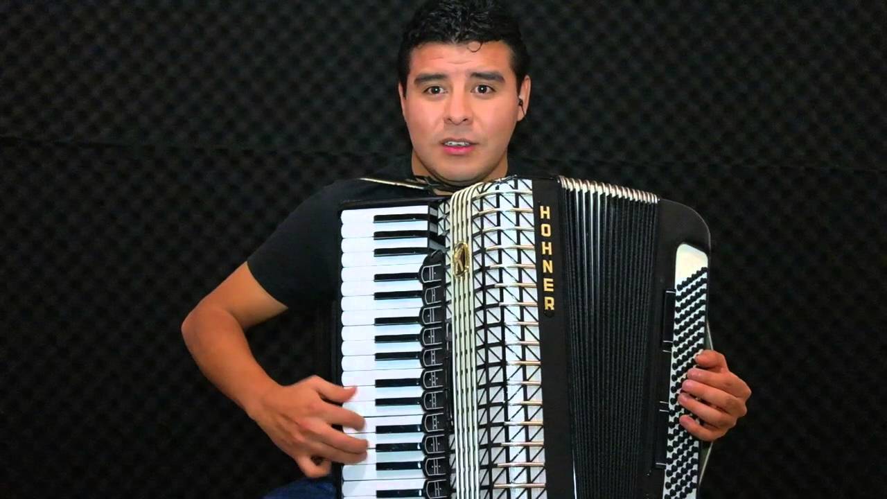 Las nieves de enero en acordeón de teclado