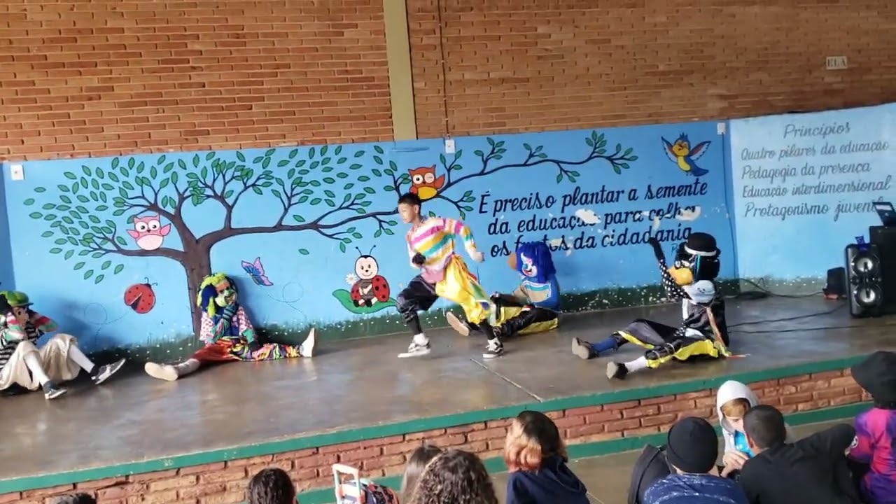 Dança do Trenzinho 5° ano C