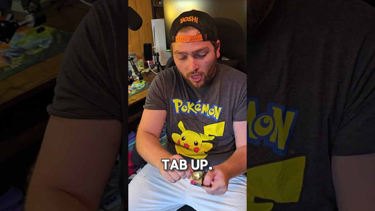 Как открыть пачку карточек Pok&eacute;mon #pokemon #pokemontcg