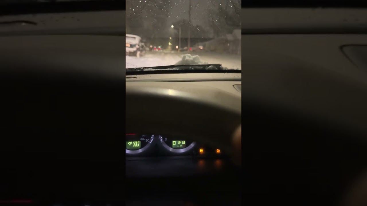 Volvo XC70 CrossCountry in snow and hill with OUT DSTC engaged and with it engaged. 