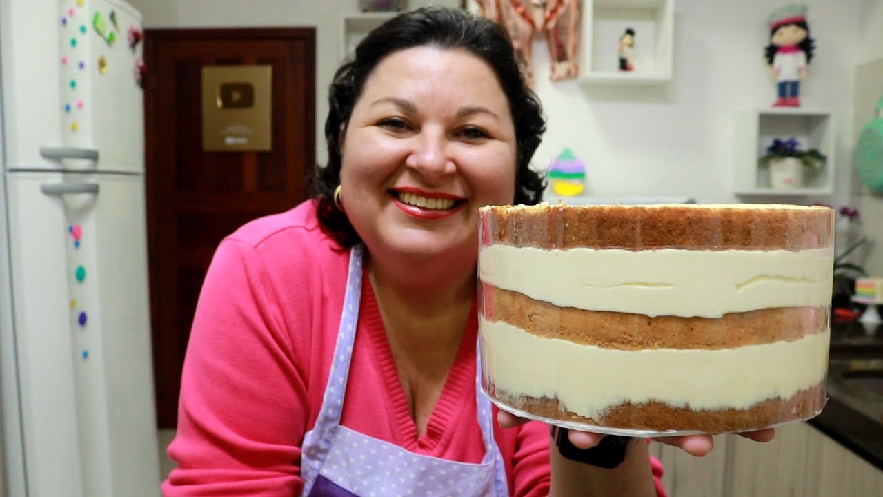 ESSE É O BOLO QUE EU FAÇO PARA AS MINHAS VISITAS!