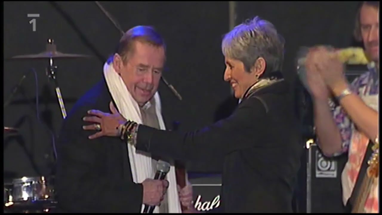 Joan Baez a Václav Havel, We Shall Overcome