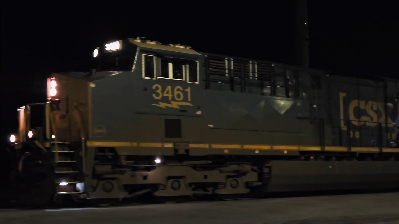 CSX M693 Manifest W/CSX 3461 Lead  Augusta Ga