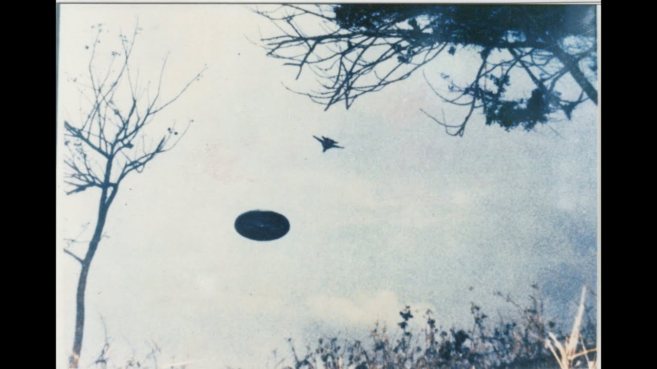 ANNI '90: DAI MIGLIORI FILMATI UFO AGLI ALIENI VENUTI DA NIBIRU