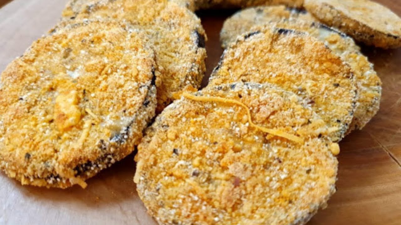 BERINJELA A MILANESA. SEM FRITURA. ASSADA NO FORNO FICA CROCANTE E DELICIOSA