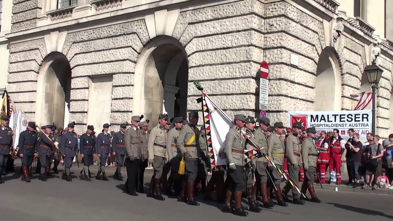 2011-07-16 Beisetzung  Otto von Habsburg.mp4
