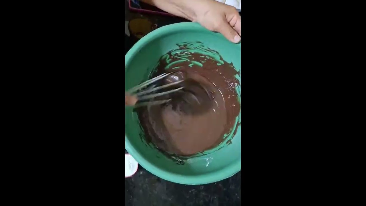 🍫 Bolo de chocolate simples e caseiro 🍰
